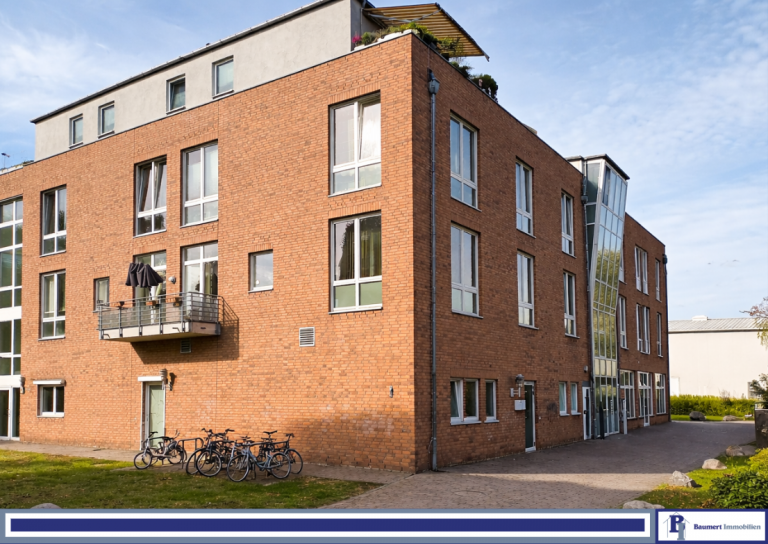 Hausansicht Berlin Wohnung Wasserblick: 1,5-Zimmer-DG mit Aufzug und Westterrasse in K�penick