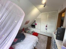 Kinderzimmer inkl. Einbauschrank DG Oranienburg-Schmachtenhagen: Charmantes Einfamilienhaus mit Vollkeller, 2 B�dern und Garten