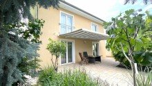 Terrasse mit Markise Neuwertige Stadtvilla in Traumlage von Kaulsdorf S�d nahe Kaulsdorfer See