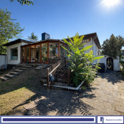 Hauptbild Einfamilienhaus im Bungalowstil mit gro�em Garten in Kaulsdorf-S�d