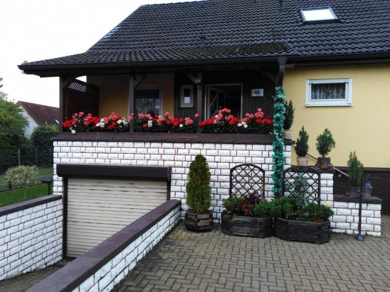 Top gepflegtes EFH am U-Bahnhof Berlin Einfamilienhaus EFH mit Keller am U-Bahnhof Berlin-Elsterwerdaer Platz (Fu�l�ufig in nur 7 min)