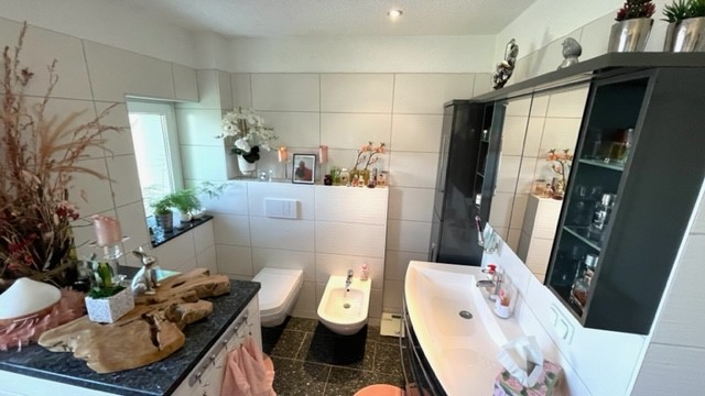 Bad EG Waschtisch Einfamilienhaus Berlin