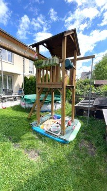 Spielplatz Top Lage: gepflegtes Reihenendhaus in Mahlsdorf-S�d - Top Zustand!