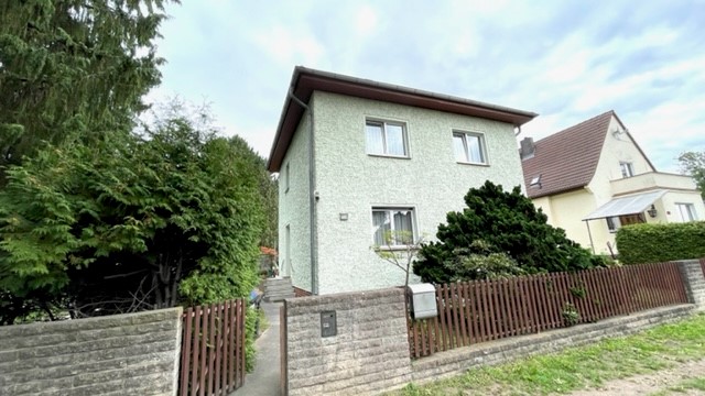 Blick vom Garteneingang Einfamilienhaus Berlin