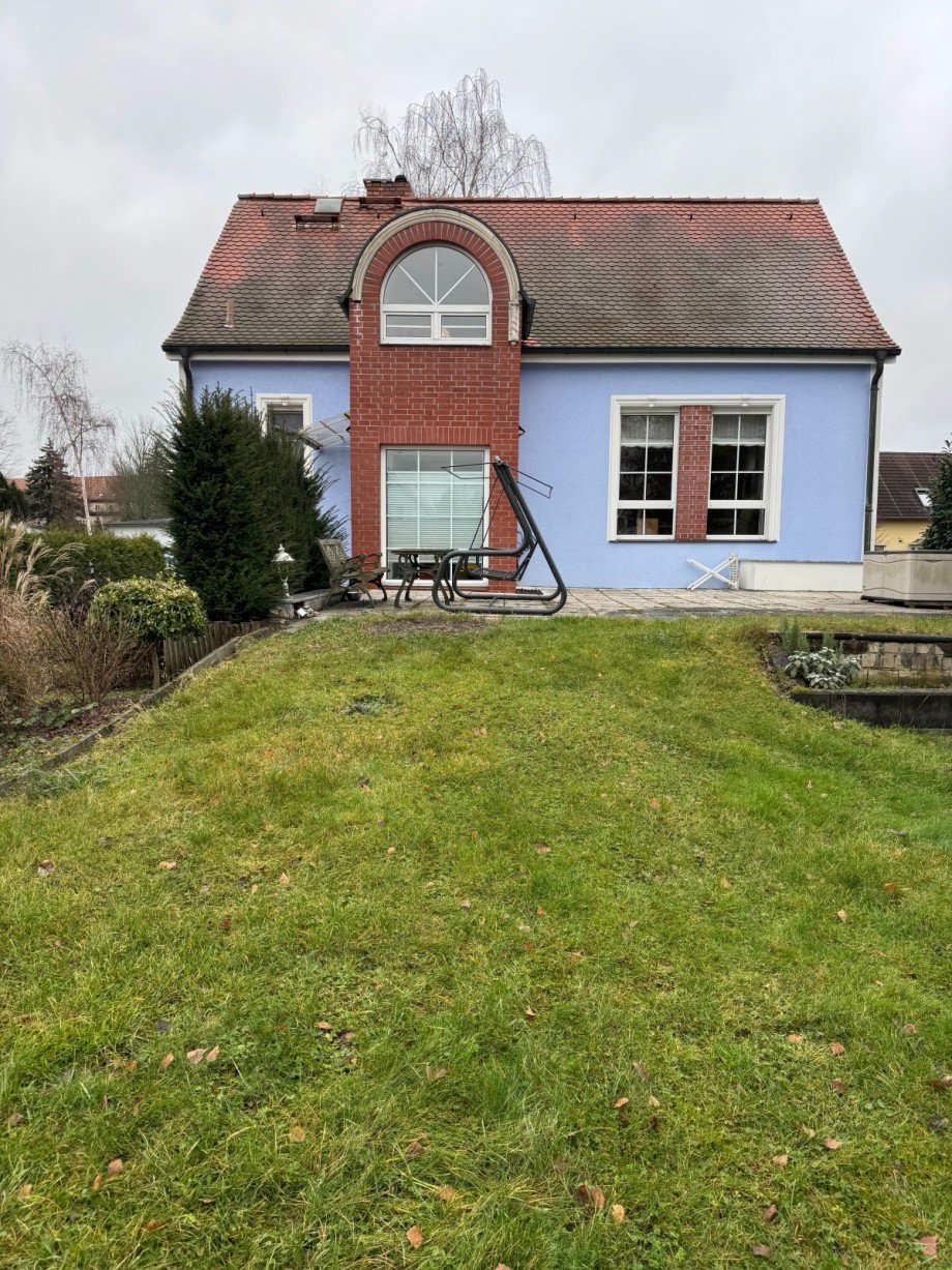 Hausansicht (R�ckansicht) Einfamilienhaus Berlin