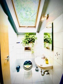 WC DG Individuelles Architektenhaus mit Pool und 7 Zimmern
