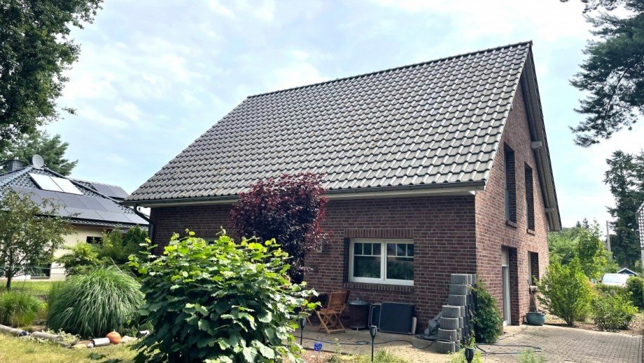 Blick vom Garten Einfamilienhaus Waldesruh