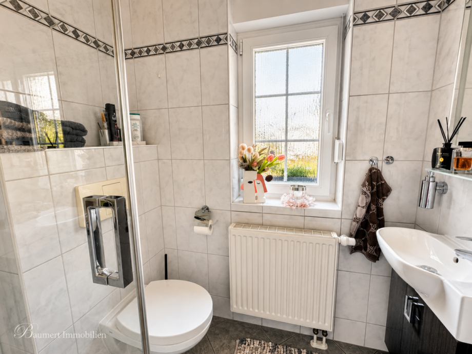 G�stebad mit Dusche Einfamilienhaus Berlin