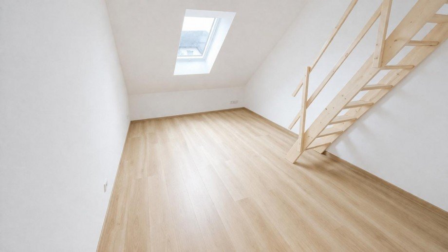 Zimmer2 DG Doppelhaush�lfte Berlin