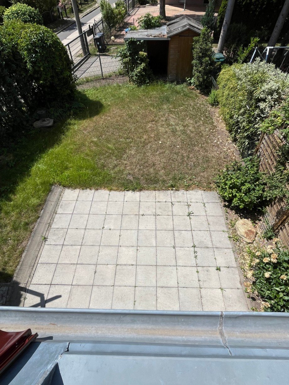 Gartenblick aus dem OG Doppelhaush�lfte Hoppegarten OT Birkenstein