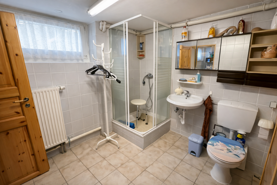 Bad KG Dachgeschosswohnung Berlin