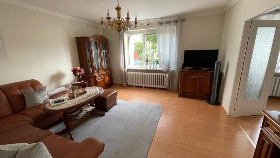 Hinterhaus 1.OG Wohnzimmer Mehrfamilienhaus Berlin