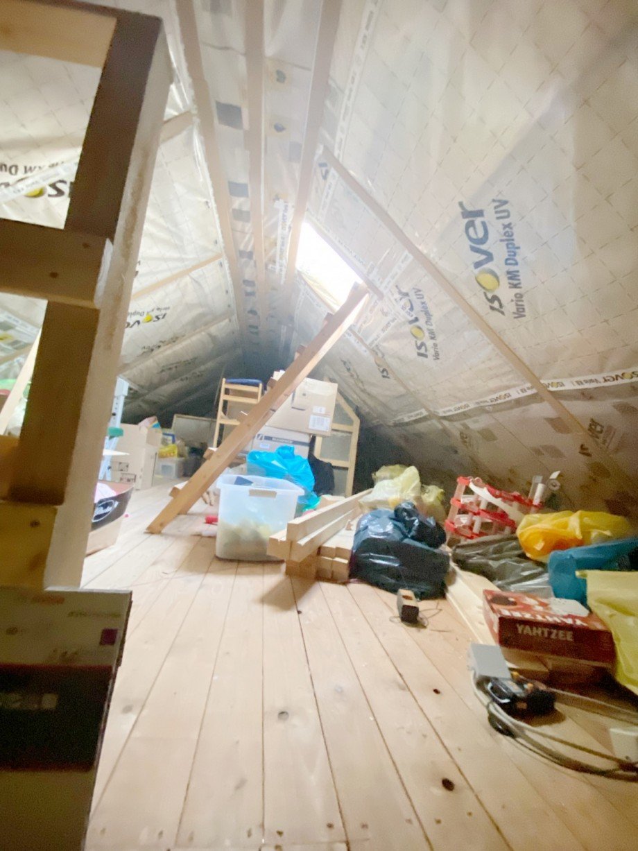 Dachboden ged�mmt als Stauraum Einfamilienhaus Petershagen/Eggersdorf