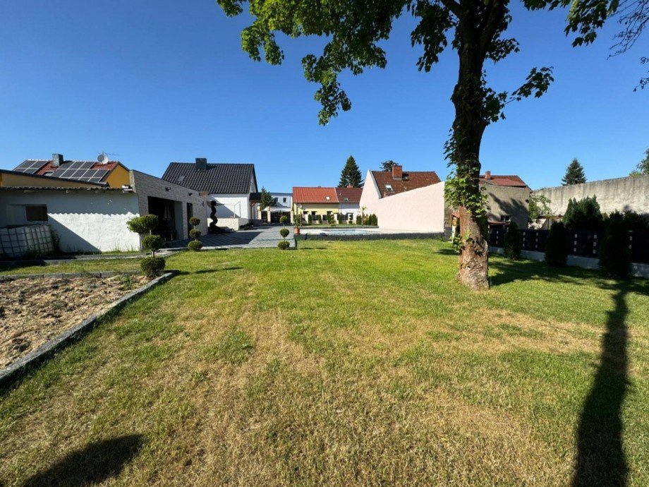 Rasenfl�che Einfamilienhaus Kloster Lehnin