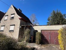 Frontansicht Haus Rarit�t in Biesdorf (mit viel Potenzial nahe S-Bahnhof Biesdorf)