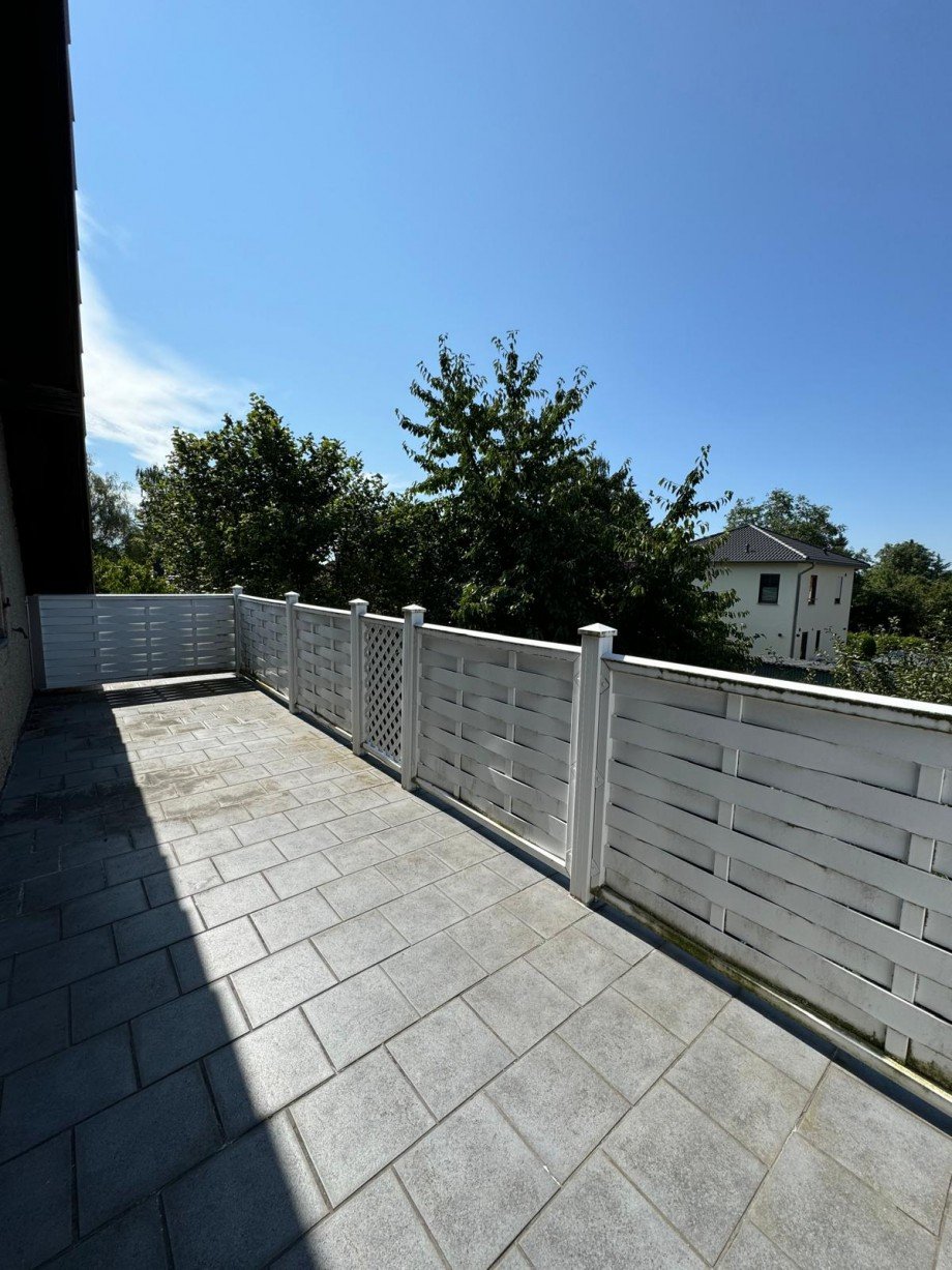 gro�er Balkon Einfamilienhaus Berlin