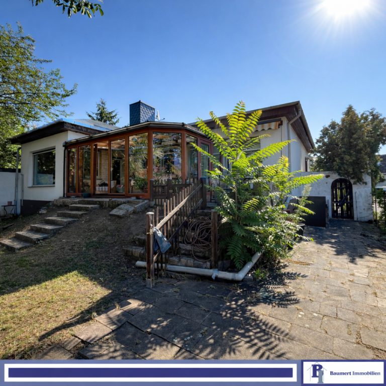 Hausansicht Berlin Einfamilienhaus Einfamilienhaus im Bungalowstil mit gro�em Garten in Kaulsdorf-S�d