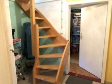 Innentreppe UG / EG Neu: 3 Zimmer -  Bungalow mit Keller in Traumlage von Kaulsdorf S�d