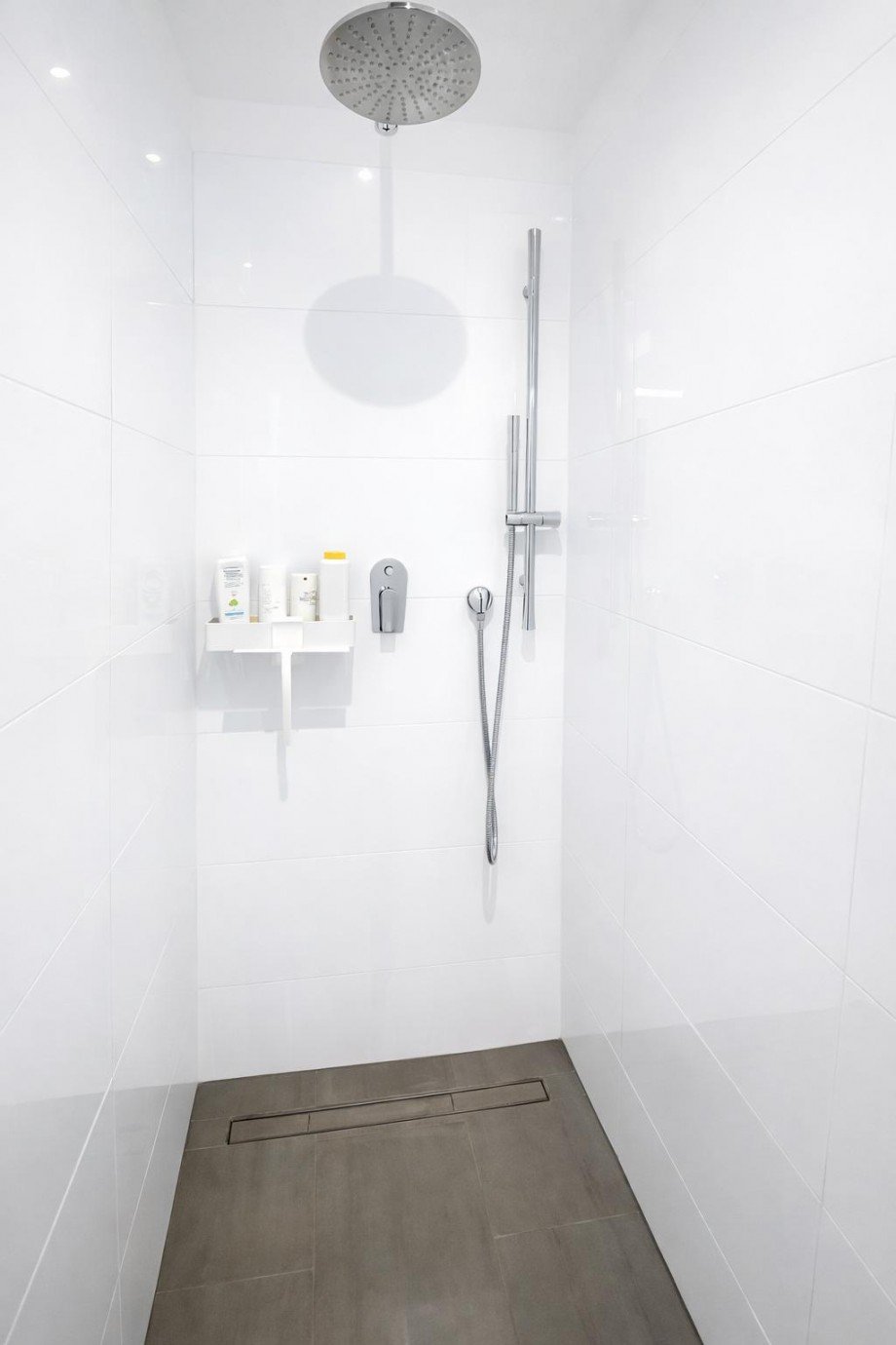 Dusche OG Reihenmittelhaus Berlin