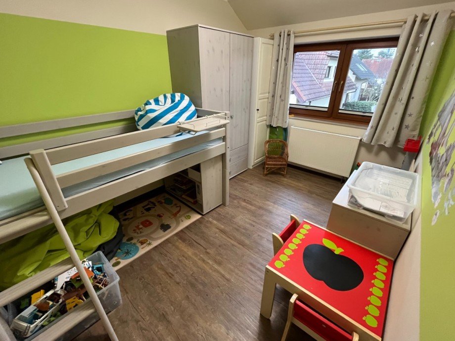 zweites Kinderzimmer OG Doppelhaush�lfte Berlin