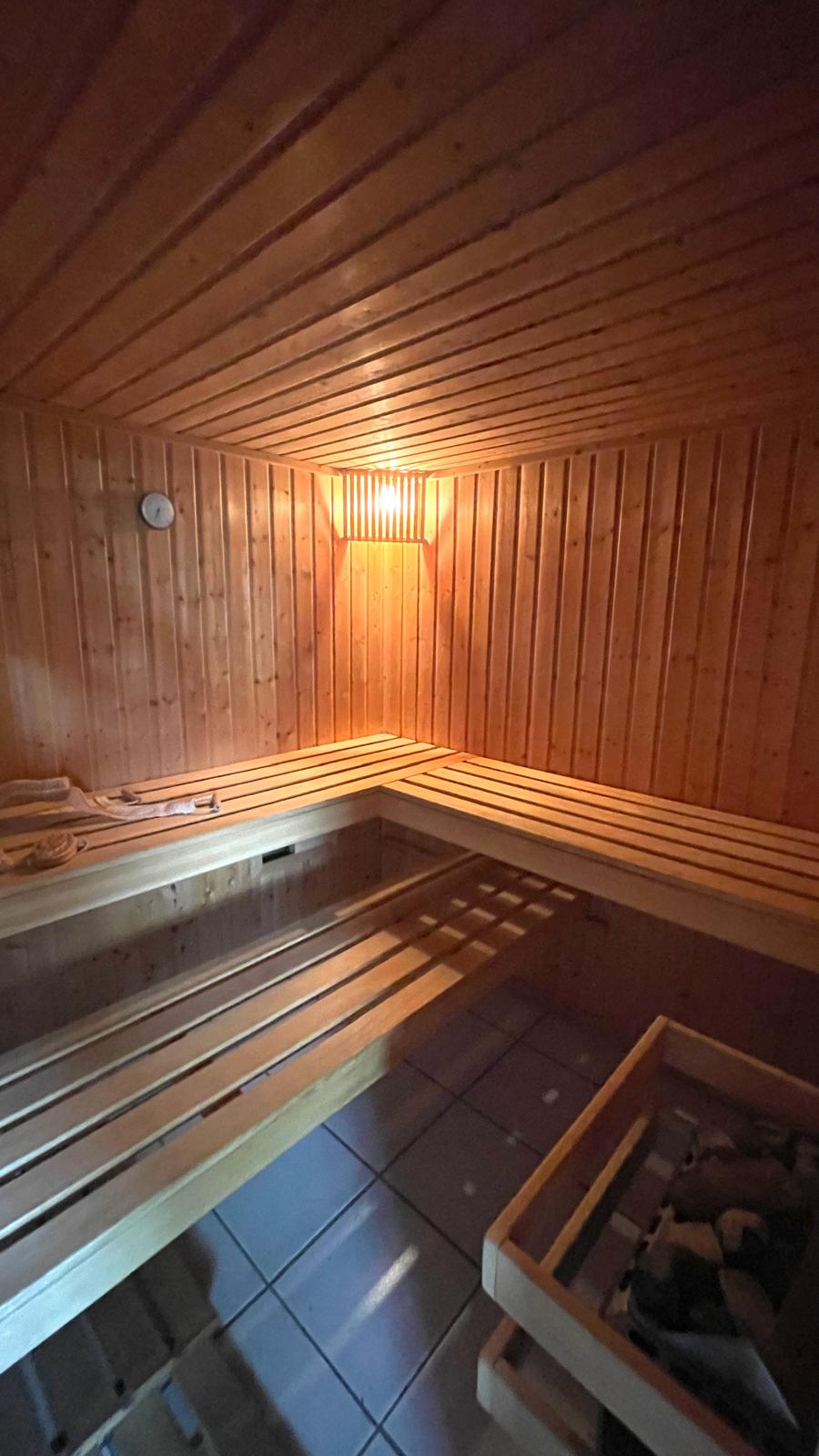 Sauna UG Einfamilienhaus H�now