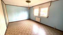 Zimmer 2 EG EFH mit Keller  N�he U-Bahnhof H�now