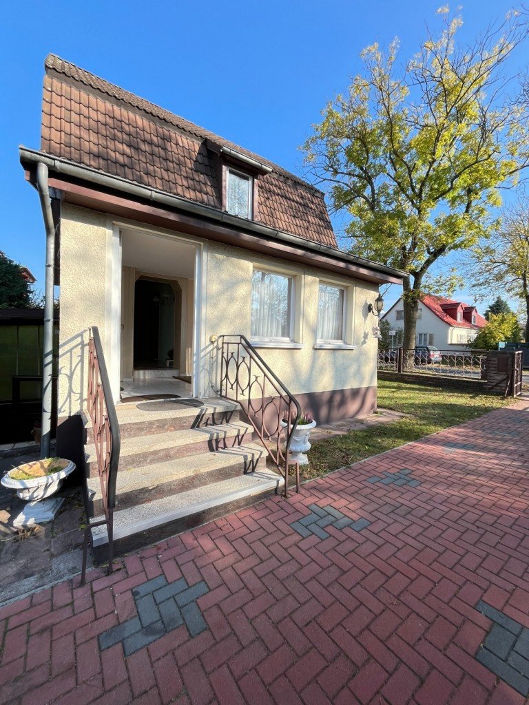 Hauseingang Berlin Einfamilienhaus Kompakt und gem�tlich - Einfamilienhaus mit viel Charme