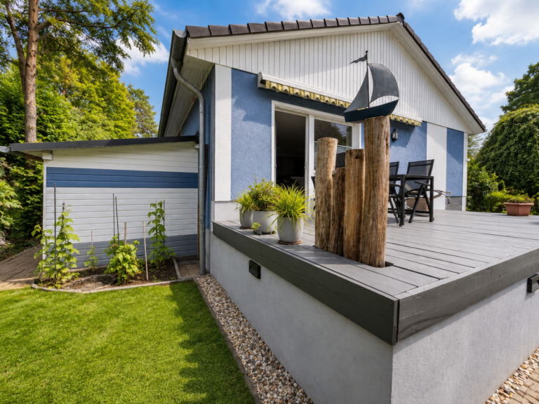Blick auf die Terrasse Berlin Bungalow Neuwertiges Haus im Bungalowstil in gr�ner Oase von Mahlsdorf S�d