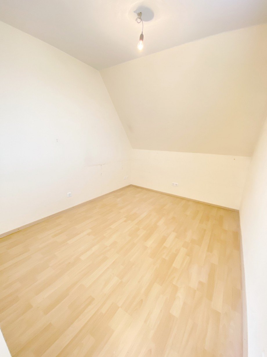 Ankleide DG Doppelhaush�lfte Berlin