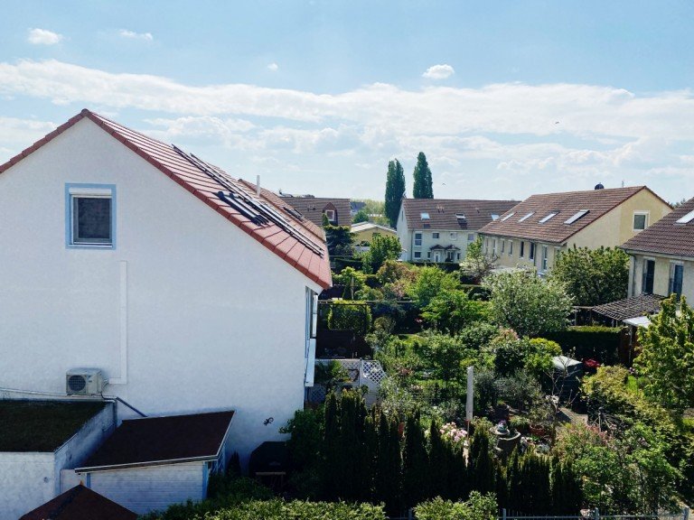 Ausblick Berlin Reihenhaus 4 optional 5 Zimmer, Keller in Franz�sisch Buchholz