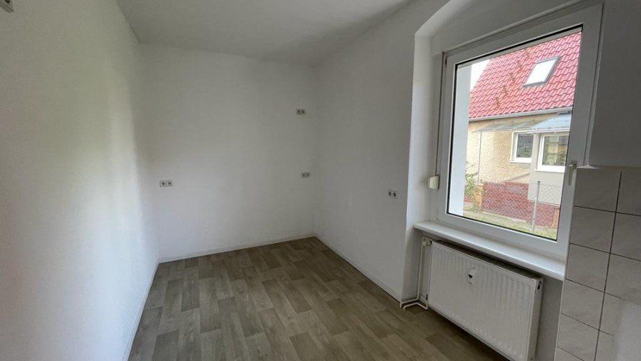 Vorderhaus EG Zimmer Mehrfamilienhaus Berlin