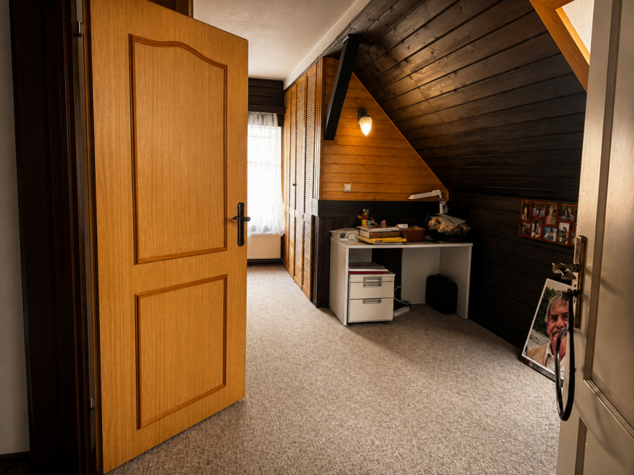 Zimmer DG Einfamilienhaus Berlin
