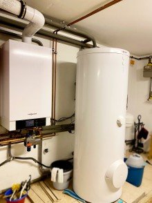 Gastherme BJ 2014 Einfamilienhaus mit 5 Zimmern und Garage in Biesdorf S�d
