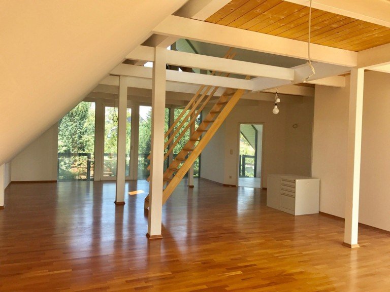 Wohnzimmer ELW Berlin Zweifamilienhaus U-Bahnhof Biesdorf-S�d(Fu�l�ufig in nur 7 min) !Grosses Einfamilienhaus!