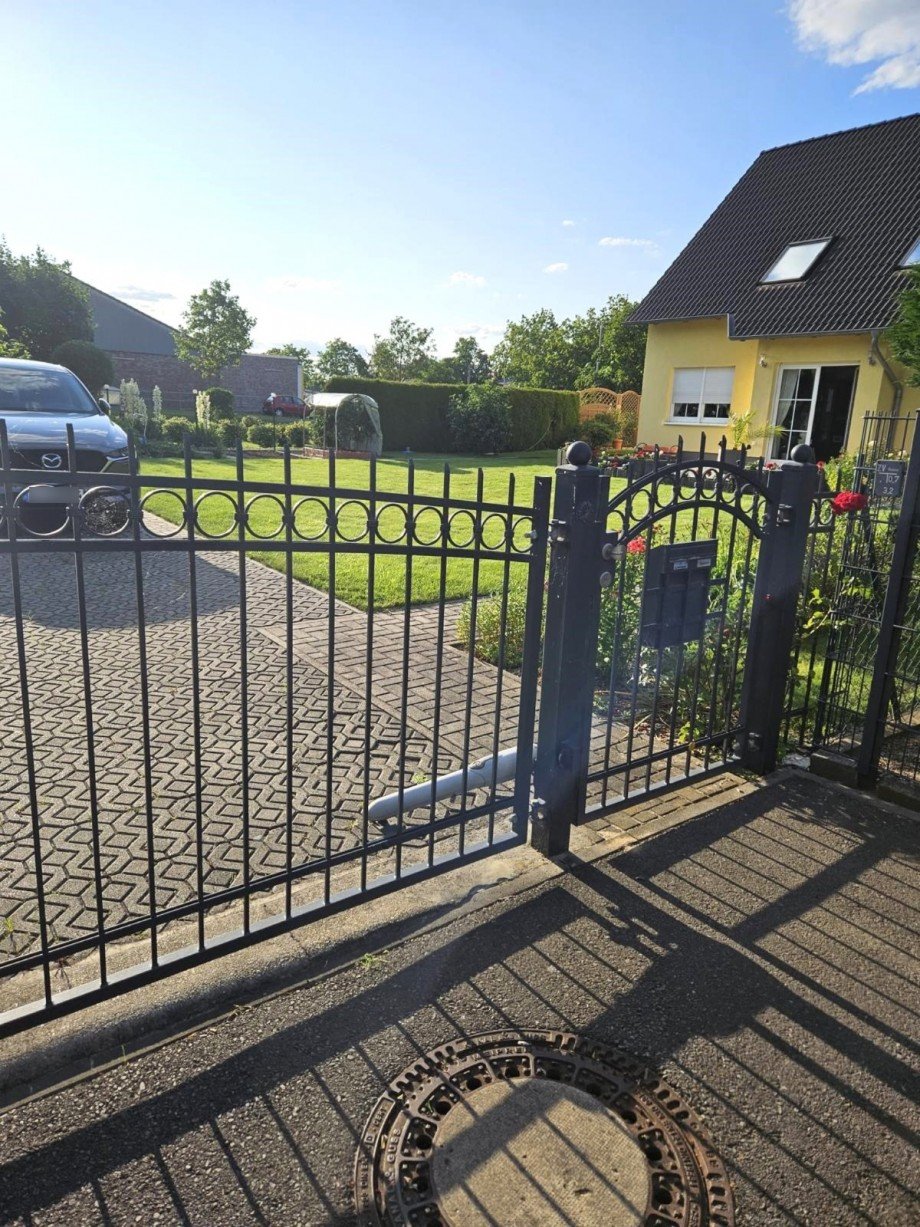 Einfahrt Einfamilienhaus Berlin