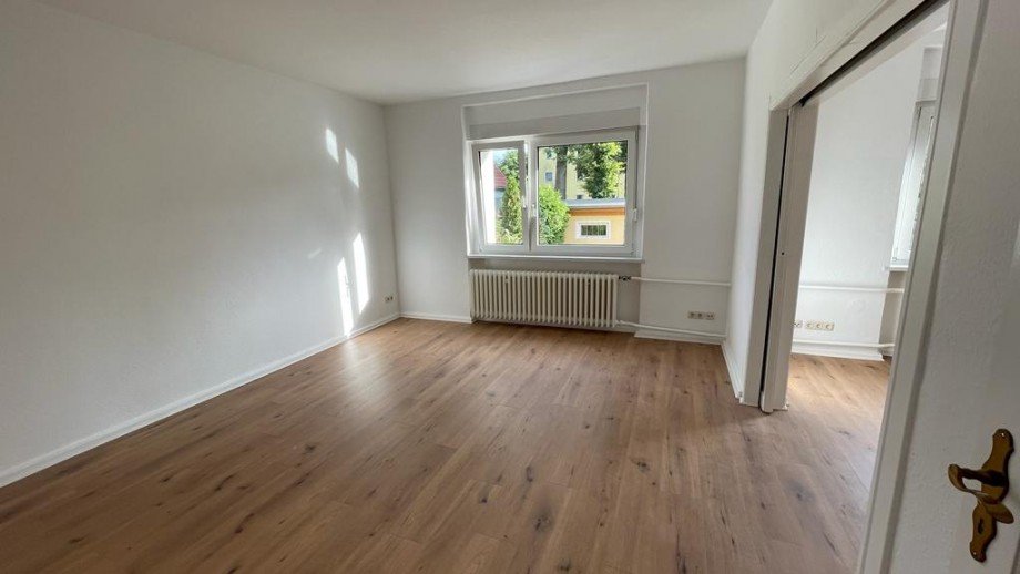 Hinterhaus EG Wohnzimmer Mehrfamilienhaus Berlin