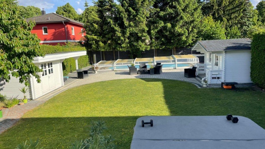 Blick von der Terrasse Einfamilienhaus Berlin