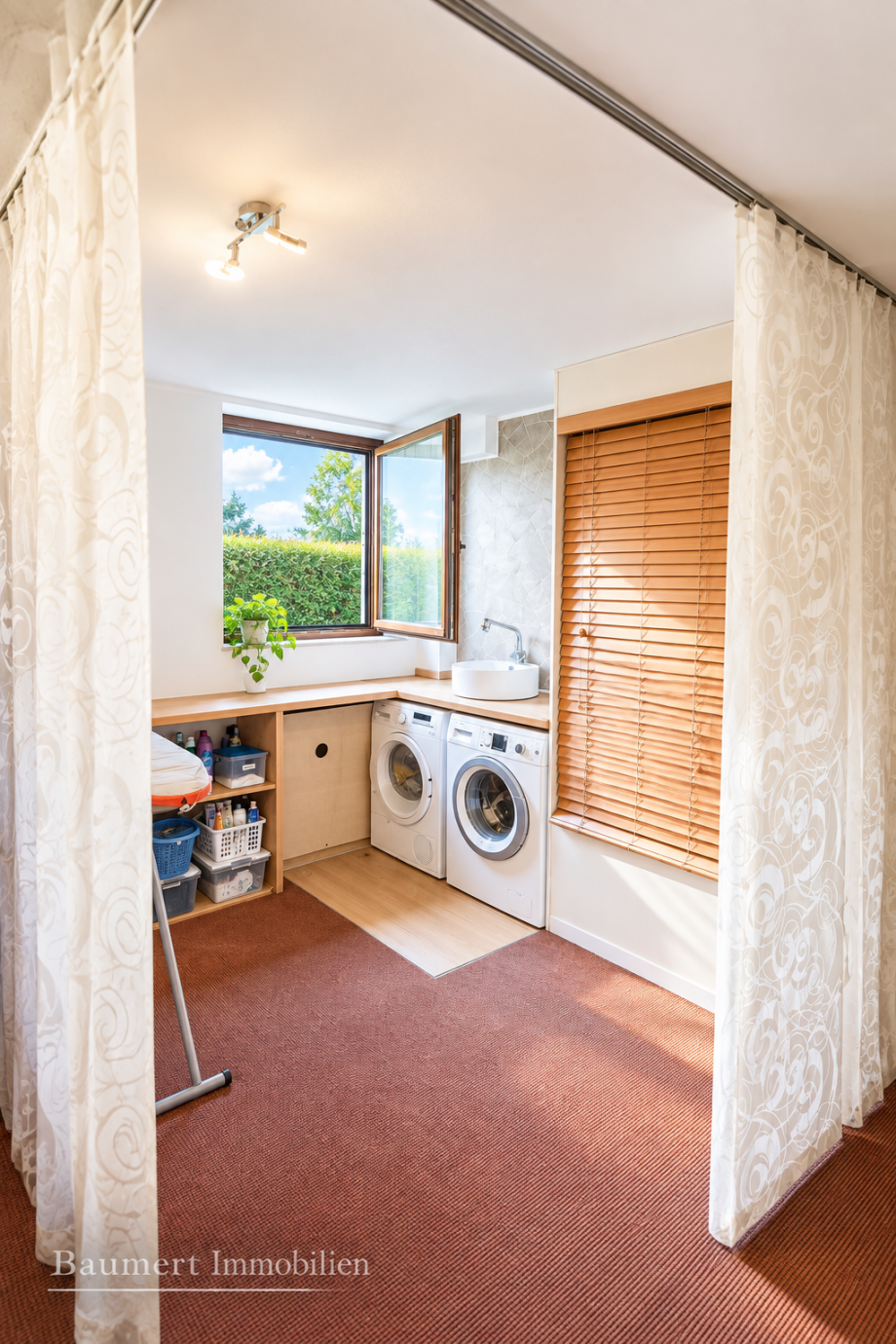 W�sche KG Doppelhaush�lfte Berlin