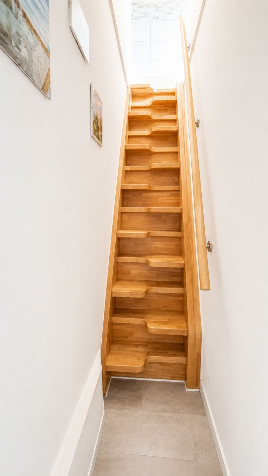 Treppe zum UG vom Bad Einfamilienhaus Berlin