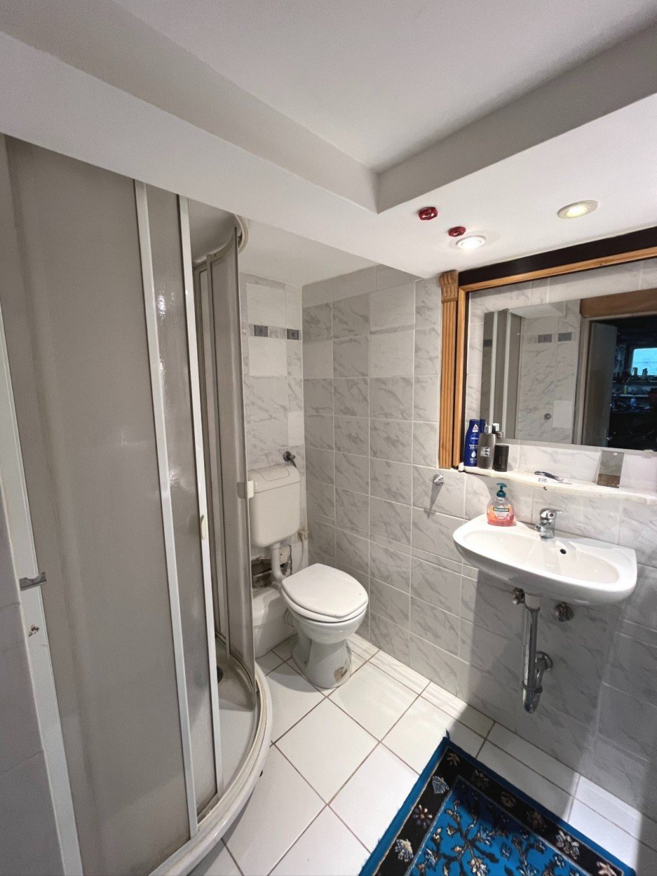 Badezimmer Keller Einfamilienhaus Berlin