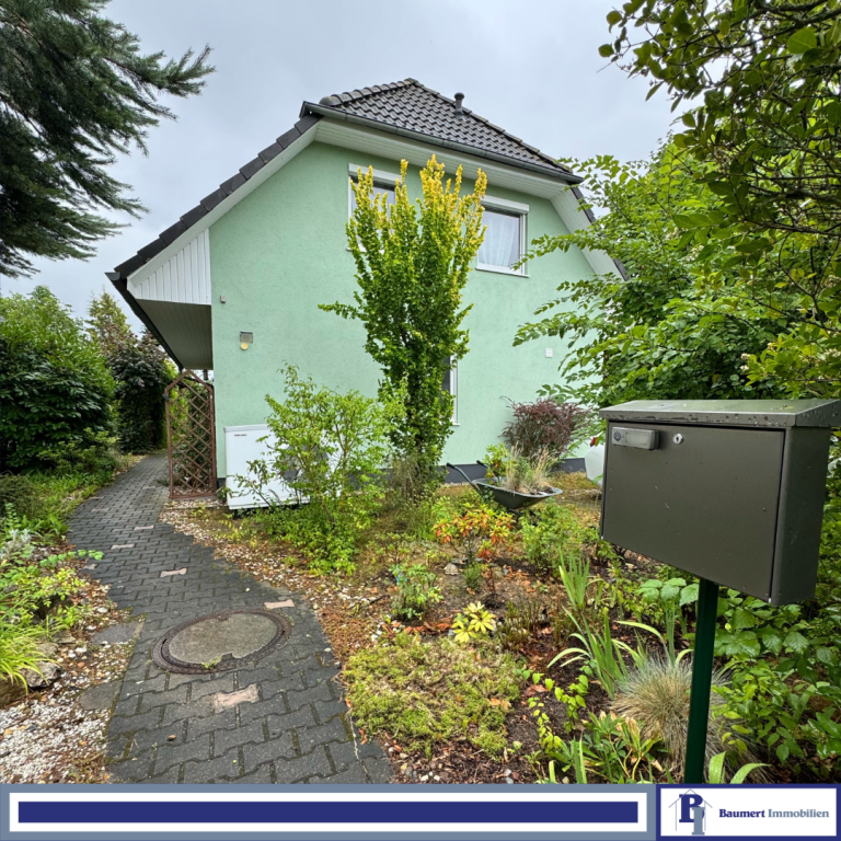 Eingang Berlin Einfamilienhaus Einfamilienhaus mit W�rmepumpe 7 min fu�l�ufig zum U- Bahnhof Biesdorf