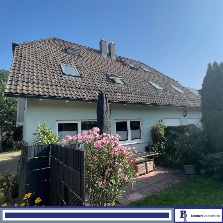 Blick von hinten Berlin Doppelhaush�lfte Traumhafte Doppelhaush�lfte mit 5 Zimmern in Mahlsdorf S�d