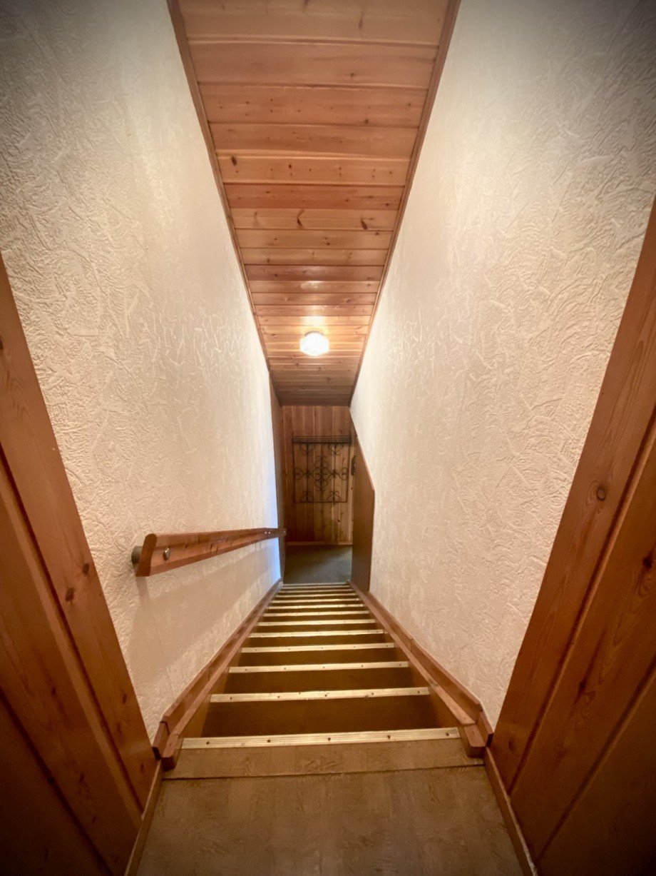 Treppe EG zum DG Einfamilienhaus Berlin