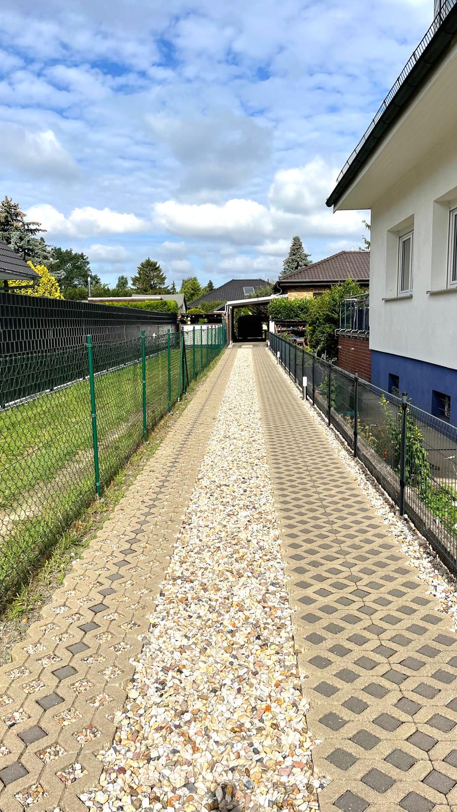 Einfahrt Bungalow Berlin