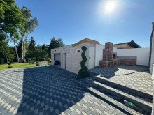Garage & Steinofen Seen�he - Einzigartiges Einfamilienhaus mit Keller, Garage und Pool in Lehnin