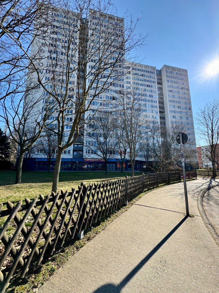 Hausansicht Berlin Etagenwohnung Ihr neues Zuhause �ber den D�chern Berlins: Traumhafter Ausblick aus dem 17. Stock