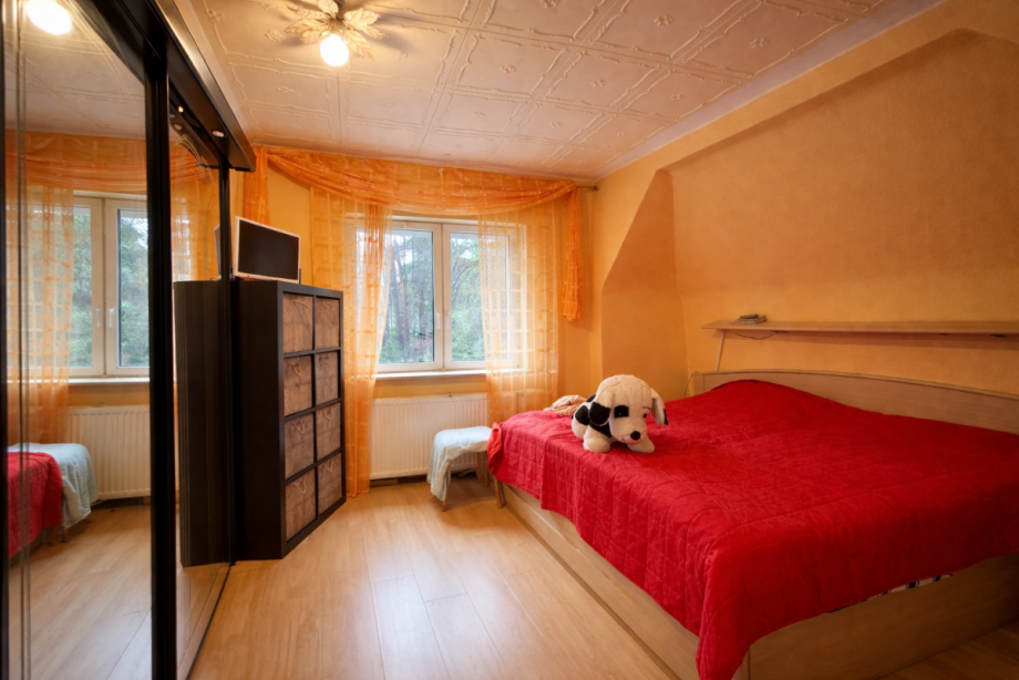 Zimmer 2 Dachgeschoss Einfamilienhaus Hoppegarten