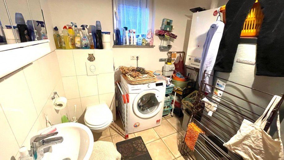 Hauswirtschaftsraum mit Toilette Bungalow Berlin